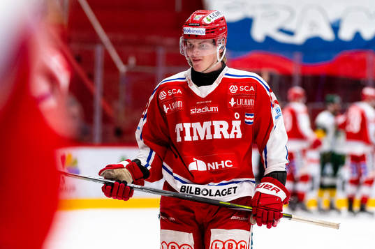 Timrås Erik Walli Walterholm jublar