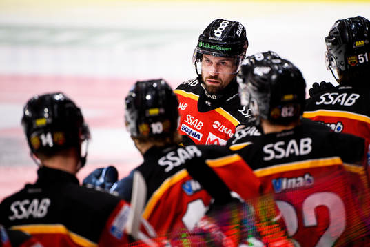 Luleås Niklas Olausson jublar