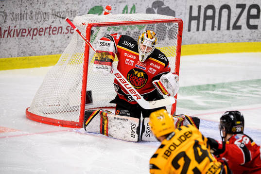 Skellefteås Andreas Wingerli gör 2-1 bakom Luleås