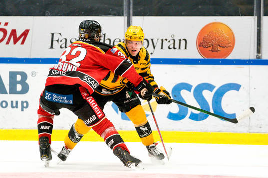 Luleås Oscar Engsund och Skellefteås Jonatan Berggren
