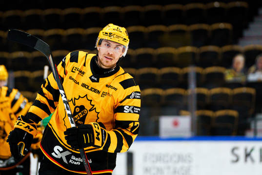 Skellefteås Pär Lindholm jublar
