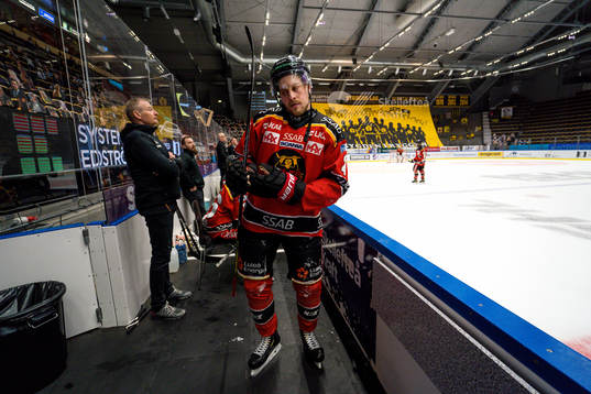 Luleås Juhani Tyrväinen får matchstraff