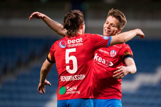 Helsingborgs Brandur Hendriksson Olsen jublar med Bödvar