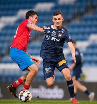 Helsingborgs Wilhelm Loeper och Örgrytes Ajdin Zeljkovic