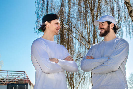 Rögles Moritz Seider och Eric Gelinas