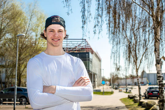 Rögles Moritz Seider och Eric Gelinas