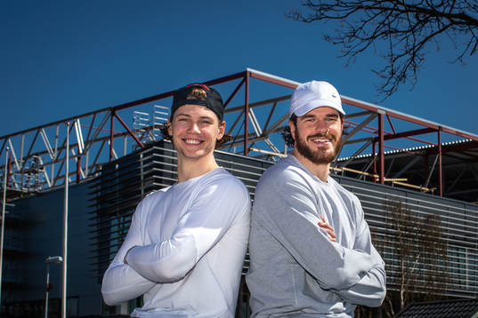 Rögles Moritz Seider och Eric Gelinas