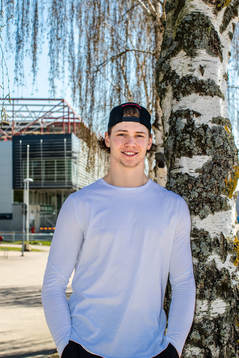 Rögles Moritz Seider och Eric Gelinas