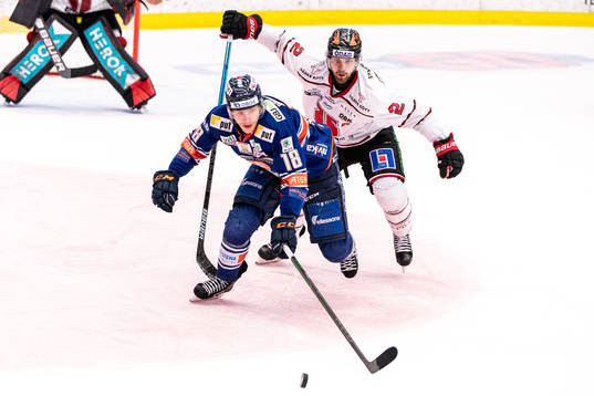 Växjös Marcus Sylvegård och Örebros Rasmus Rissanen