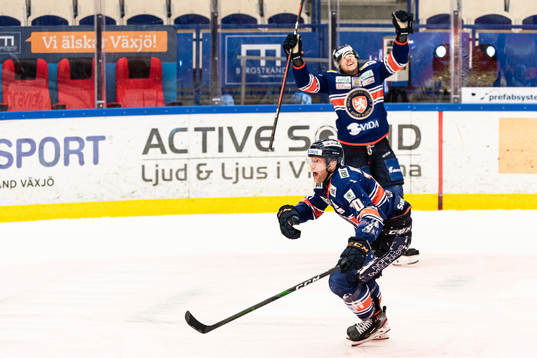 Växjös Richard Gynge jublar