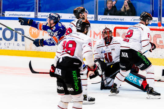 Växjös Richard Gynge jublar
