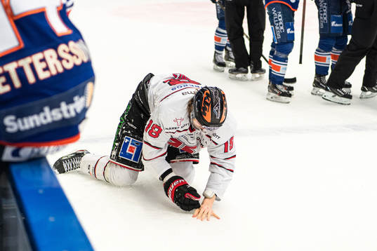 Örebros Rodrigo Abols har ont