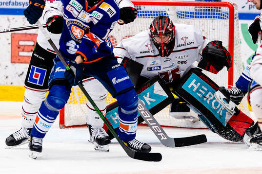 Örebros målvakt Jhonas Enroth