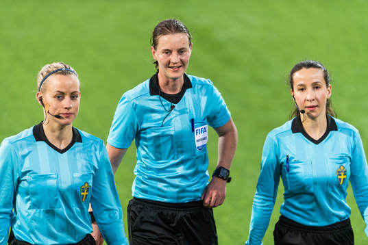 Assisterande domare Caroline Lindqvist, domare Lovisa