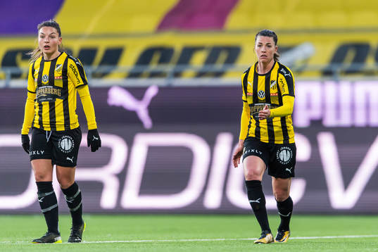 Häckens Johanna Rytting Kaneryd och Pauline Hammarlund