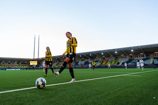 Häckens Julia Zigiotti Olme och Hanna Wijk