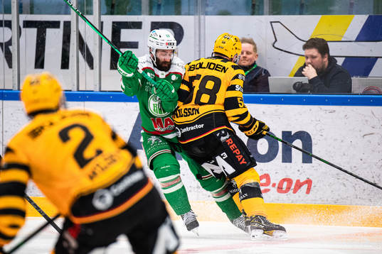 Rögles Taylor Matson och Skellefteås Oskar Nilsson
