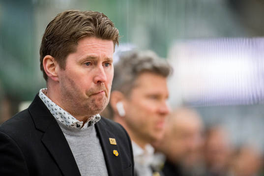 Skellefteås tränare Stefan Klockare deppar