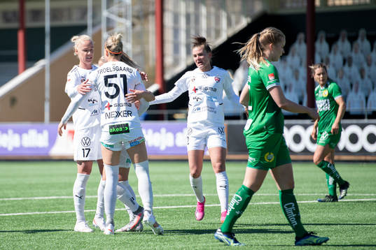 Rosengårds Jelena Cankovic, Sanne Troelsgaard och Caroline