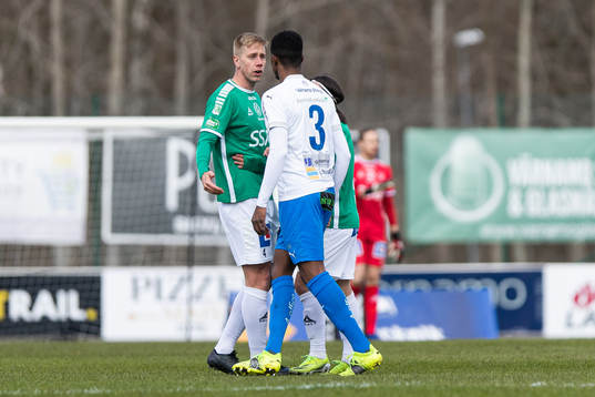 Brages Mattias Liljestrand och Värnamos Bernardo Vilar