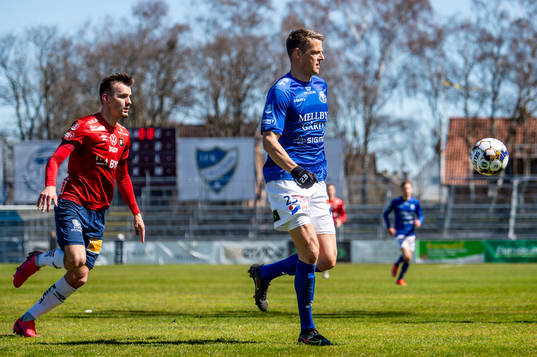 Trelleborgs Fredrik Liverstam mot Örgrytes Ajdin Zeljkovic