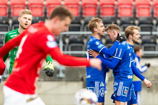 Sundsvalls Pontus Engblom jublar med Albin Ekström