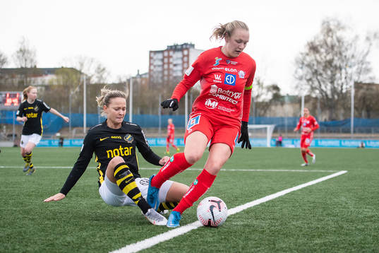 s Evelina Finndell och Linköpings Frida Leonhardsen Maanum