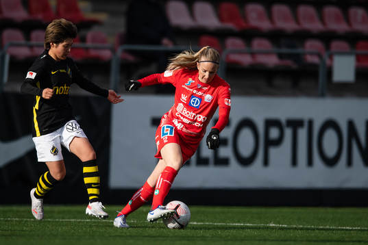 s Honoka Hayashi och Linköpings Petra Johansson