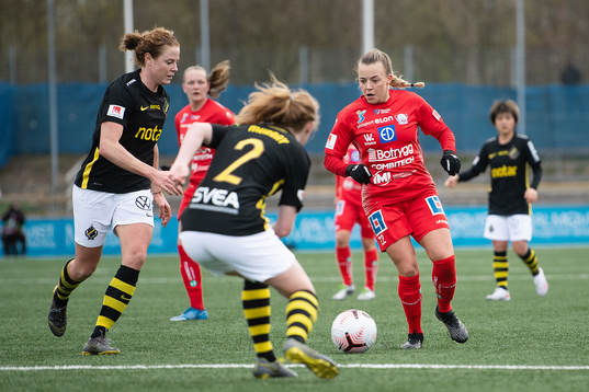 s Sara Nordin och Linköpings Olga Ahtinen