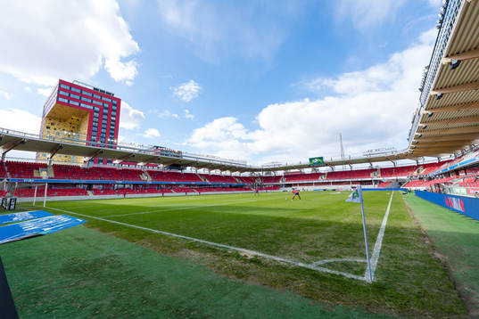 Interiör vu från Visma arena före fotbollsmatchen i