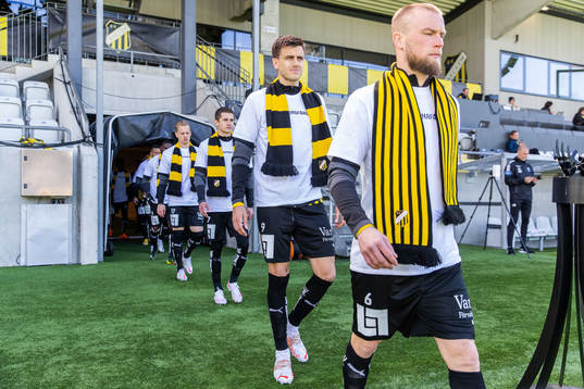 Häckens Alexander Jeremejeff  och Alexander Faltsetas har
