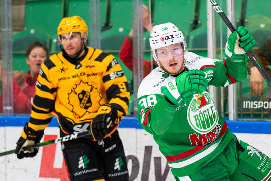 Rögles Erik Andersson jublar