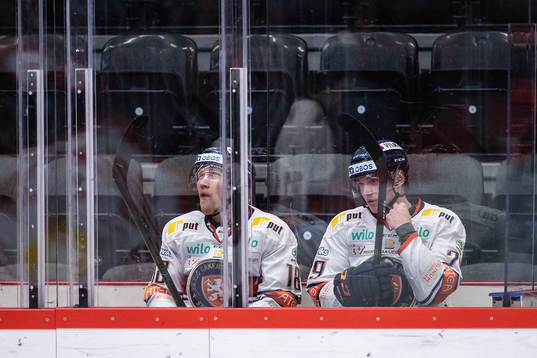 Växjös Marcus Sylvegård och Pontus Holmberg deppar i