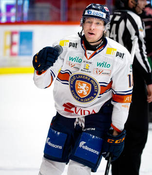Växjös Marcus Sylvegård jublar