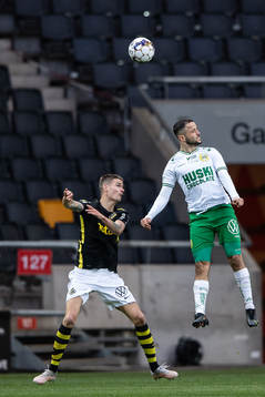 s Mikael Lustig och Hammarbys Mohanad Jeahze