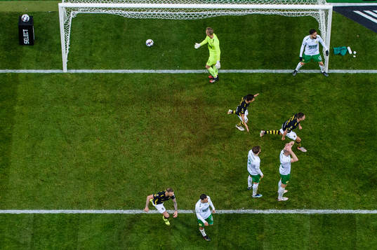 s Nabil Bahoui gjort 2-0