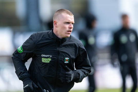 Varbergs Anton Liljenbäck före fotbollsmatchen i