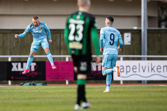 Djurgårdens Nicklas Bärkroth jublar