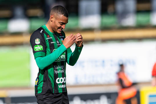 Varbergs Simon Karlsson Adjei deppar