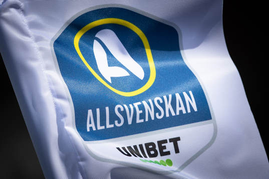 Hörnflagga före fotbollsmatchen i Allsvenskan mellan