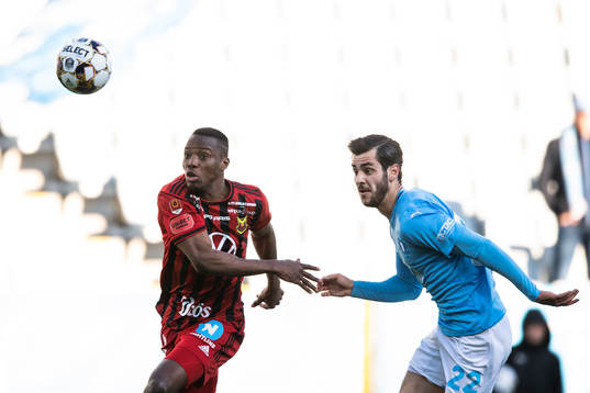Östersunds Patrick Kpozo och Malmö FFs Adi Nalic