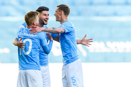 Malmö FFs Antonio Colak jublar med Anders Christiansen och