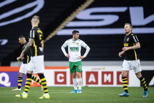 Hammarbys Astrit Selmani deppar