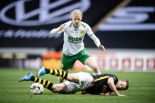s Sebastian Larsson