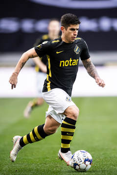 s Sebastian Larsson