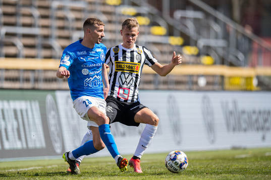 Akropolis Lamine Nekrouf och Landskronas Oscar Petersson