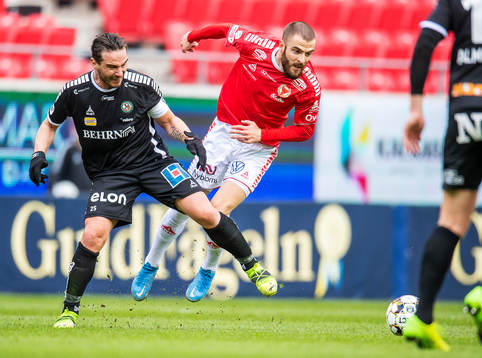 Kalmars Filip Sachpekidis och Örebros Nordin Gerzic