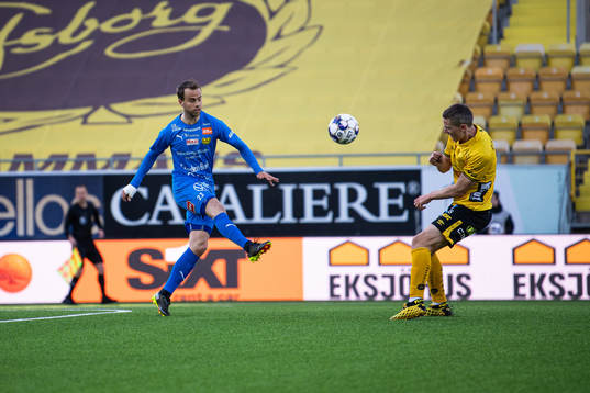 Mjällbys Andreas Blomqvist och Elfsborgs André Rømer