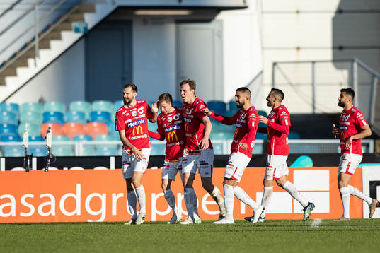 Degerfors Johan Bertilsson jublar