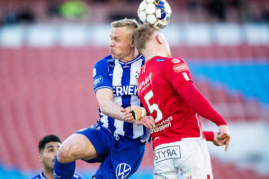 IFK Göteborgs Kolbeinn Sigthorsson och Degerfors Oliver